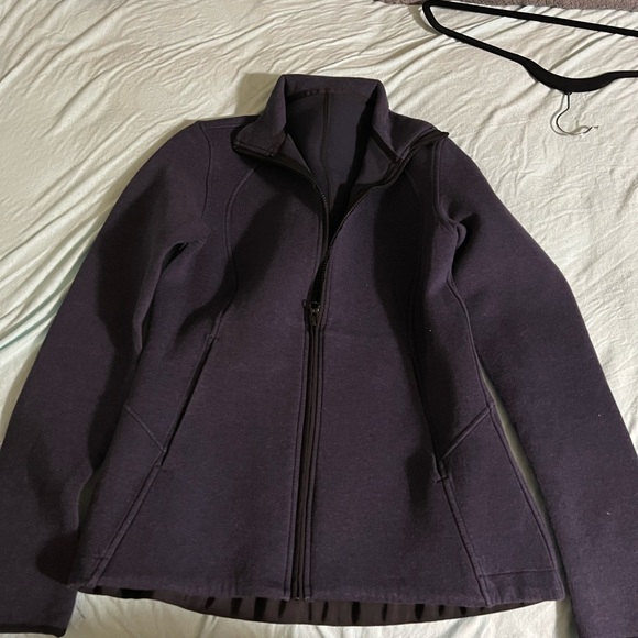 Lululemon navy blue zip up jacket - Picture 1 of 3